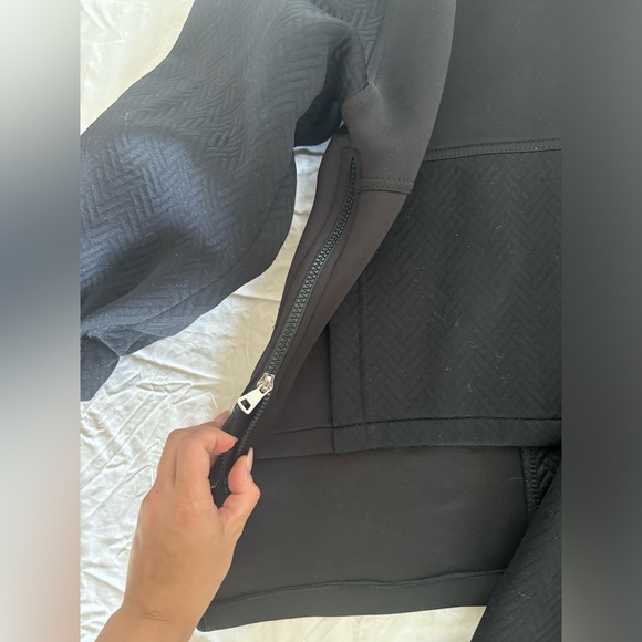 Hoodie and jogger set - Picture 2 of 3